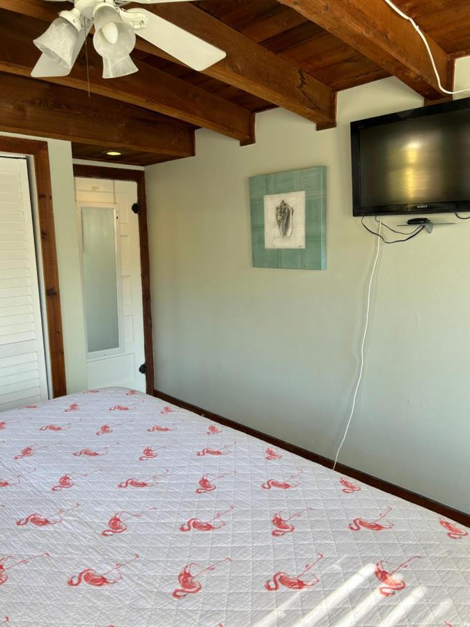 Seahorse Bungalow St. Pete Beach Buitenkant foto